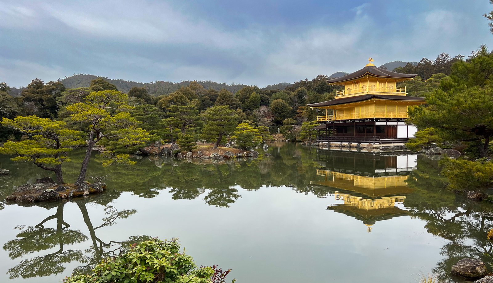 Kinkaku-ji — 金閣寺